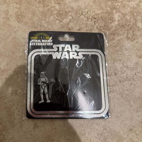 Star Wars Celebration Chicago 2019 Empire 2 of 3 Pack Pin Set - Picture 1 of 2